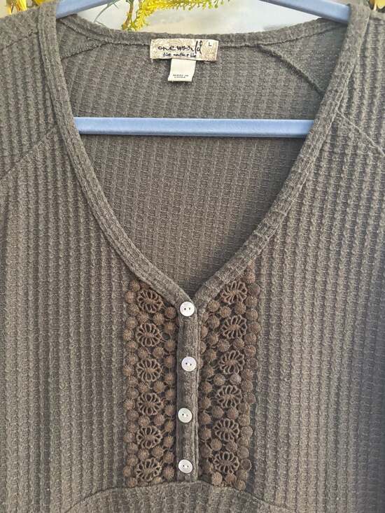 One World Tops - One World Live and Let Live Women's Olive Waffle Knit Henley Tunic with Crochet